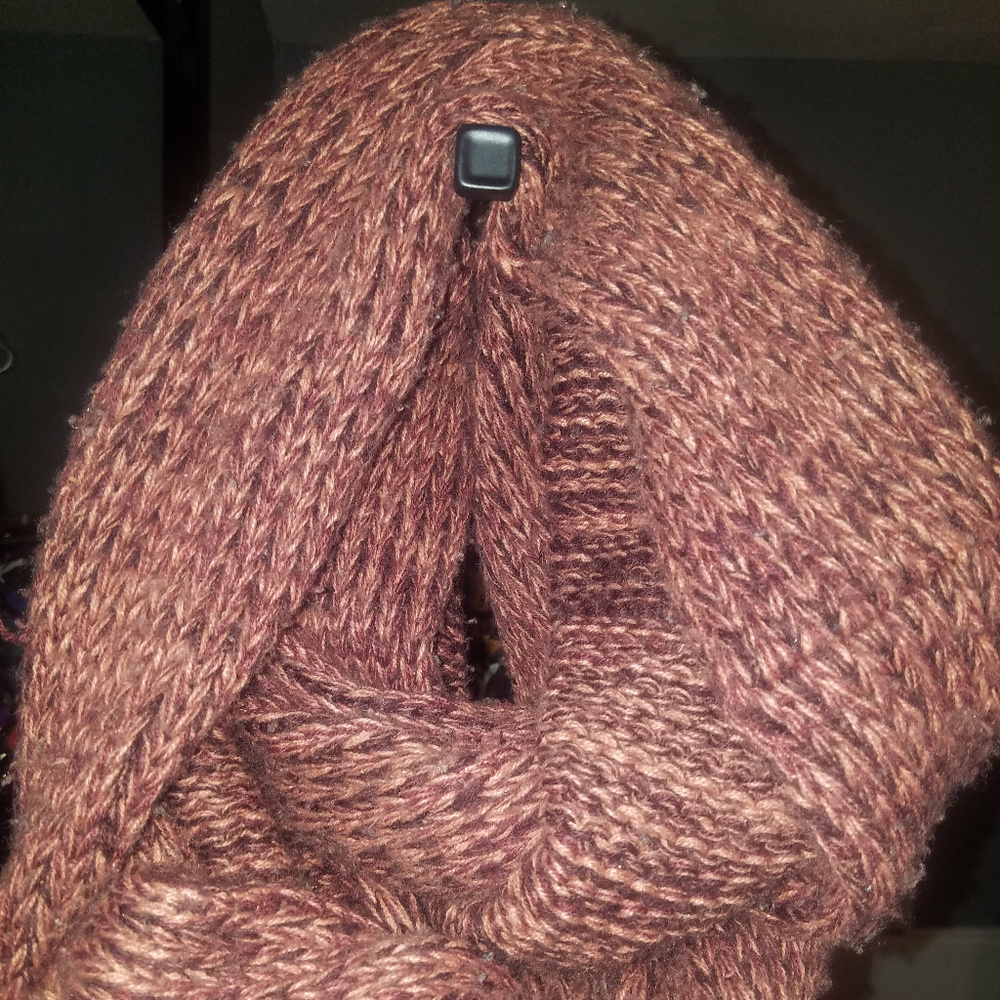 H&M Soft Chunky Infinity Scarf